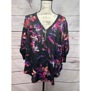 Torrid Black Floral V-Neck Tunic 3/4‎ Sleeve Blouse Size Medium